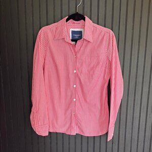 American Eagle Outfitters Pink and White Button Down Shirt